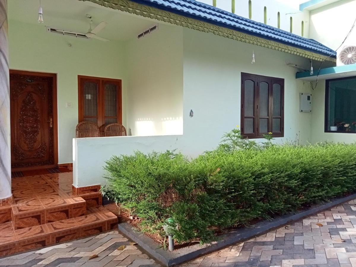 Lavender Residency Bed and Breakfast Varkala Exteriör bild