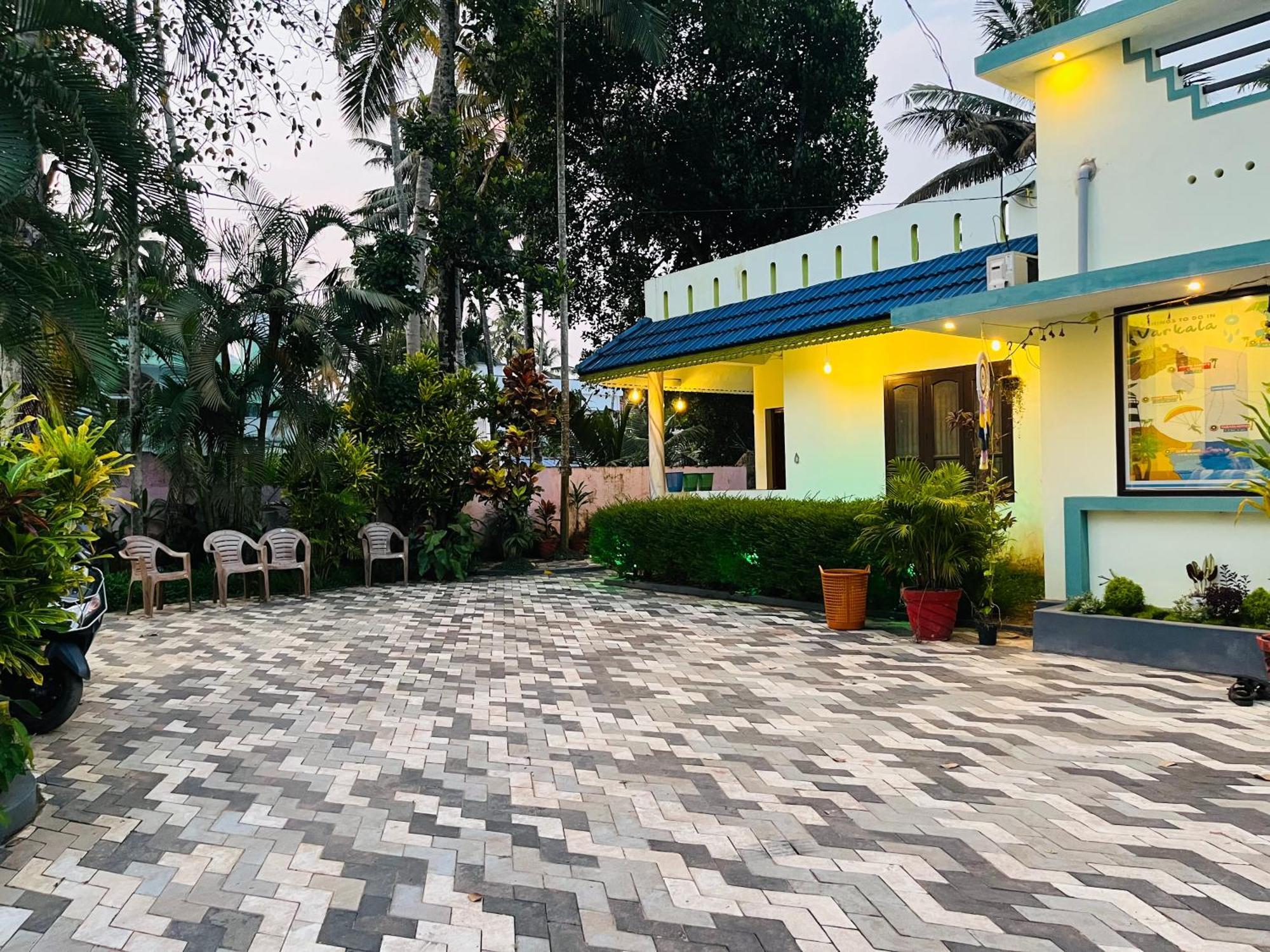Lavender Residency Bed and Breakfast Varkala Exteriör bild